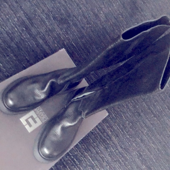 NWOT- EMANUELE CRASTO (EU40) Vitello Nizza nero-mattone chunky boots - Picture 5 of 16